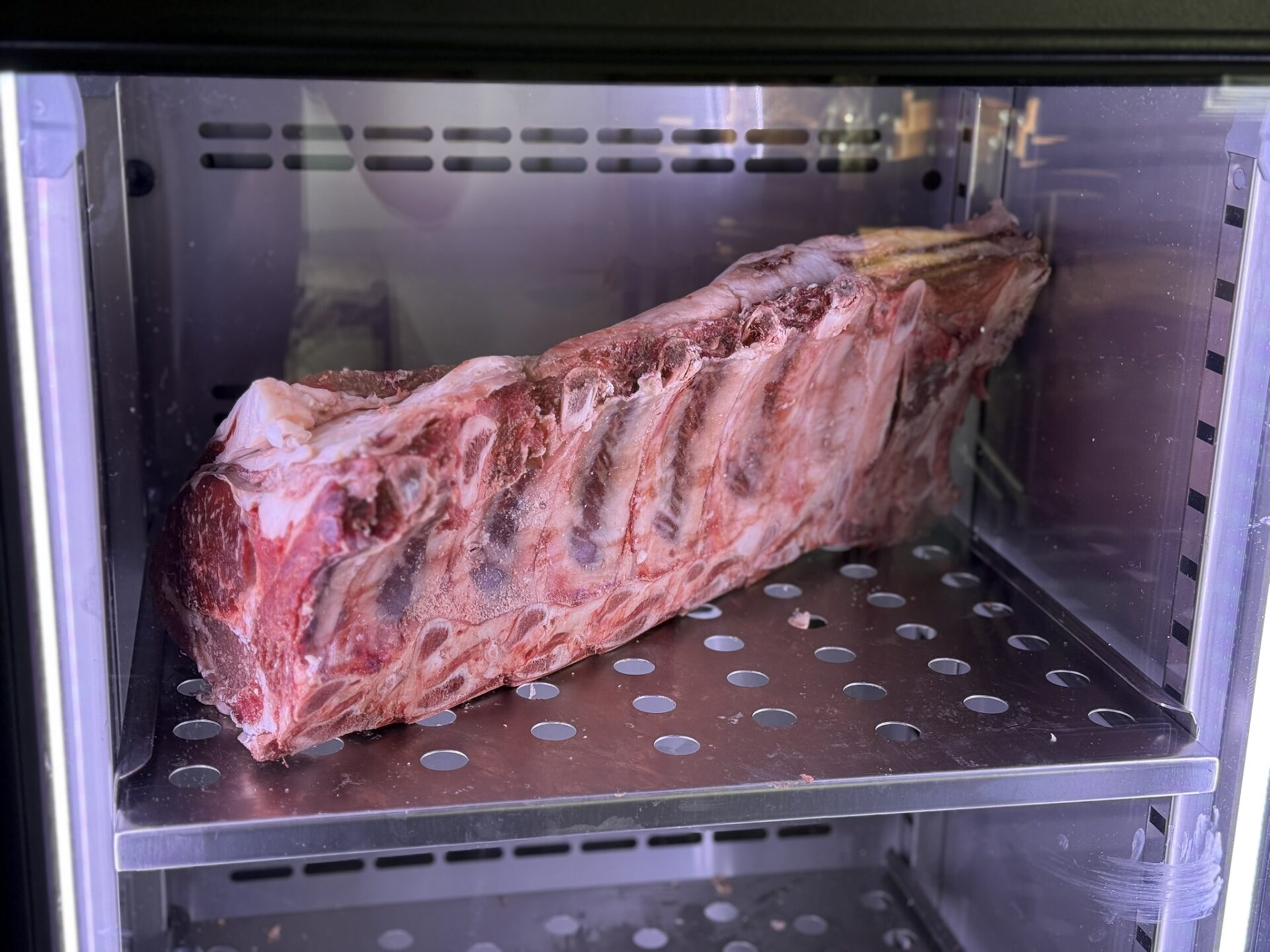 Dry-aged beef prepared for the Can Bestia fire